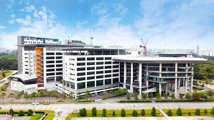 Asia Pacific University (APU)