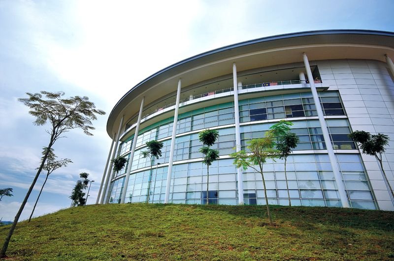 Multimedia University (MMU)
